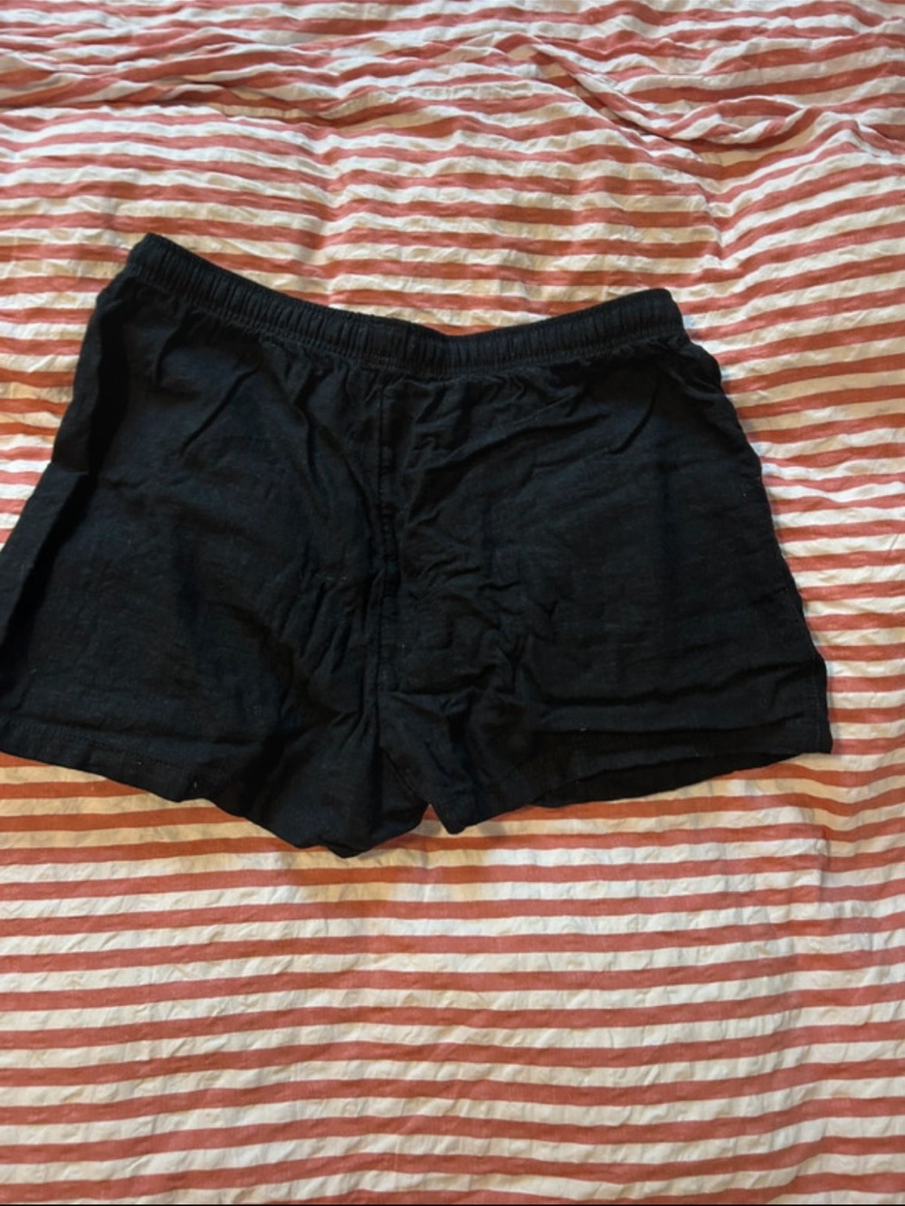 Linen Shorts - Picture 3 of 4